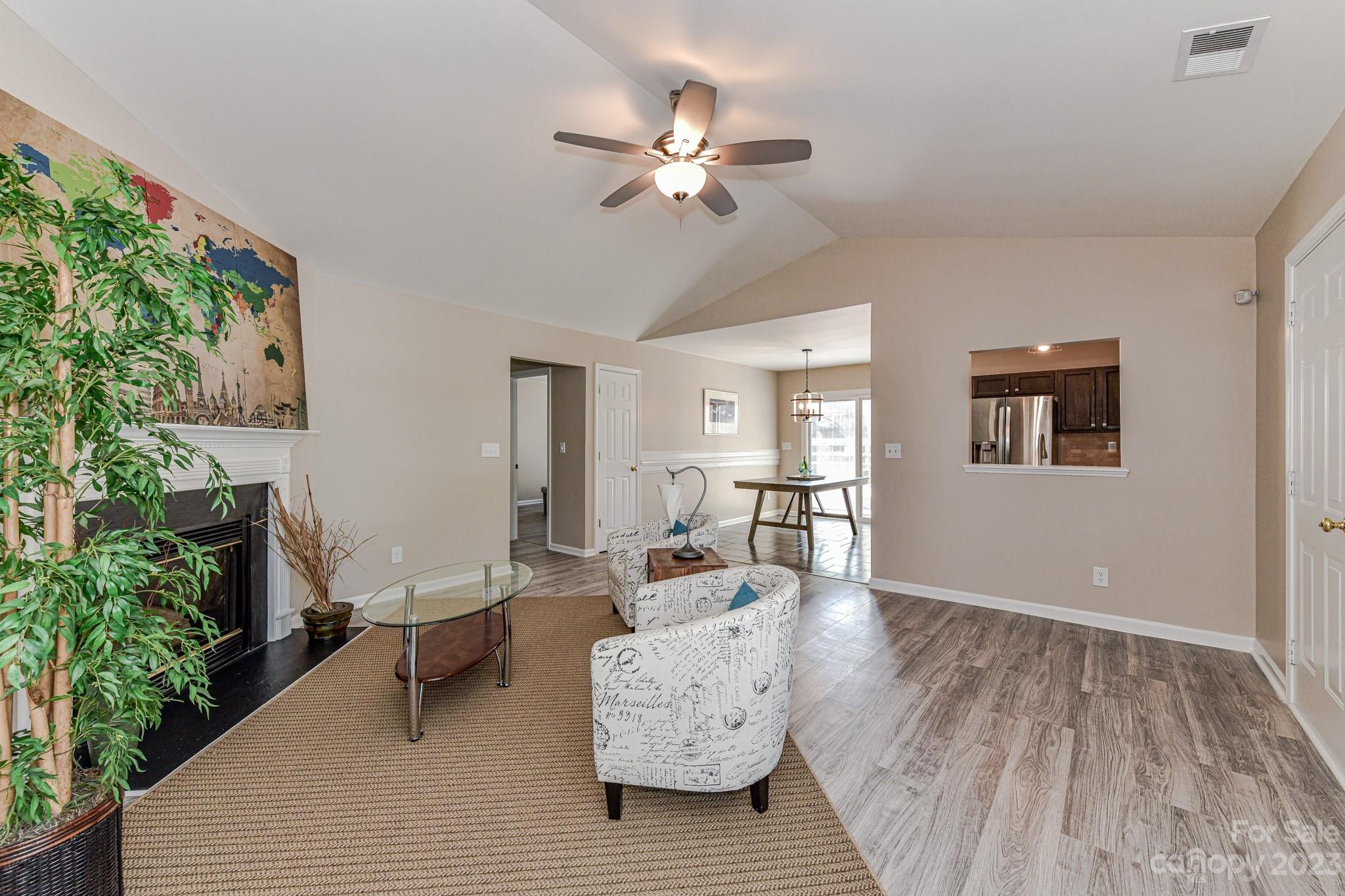 Rozumny Ridge - Residential