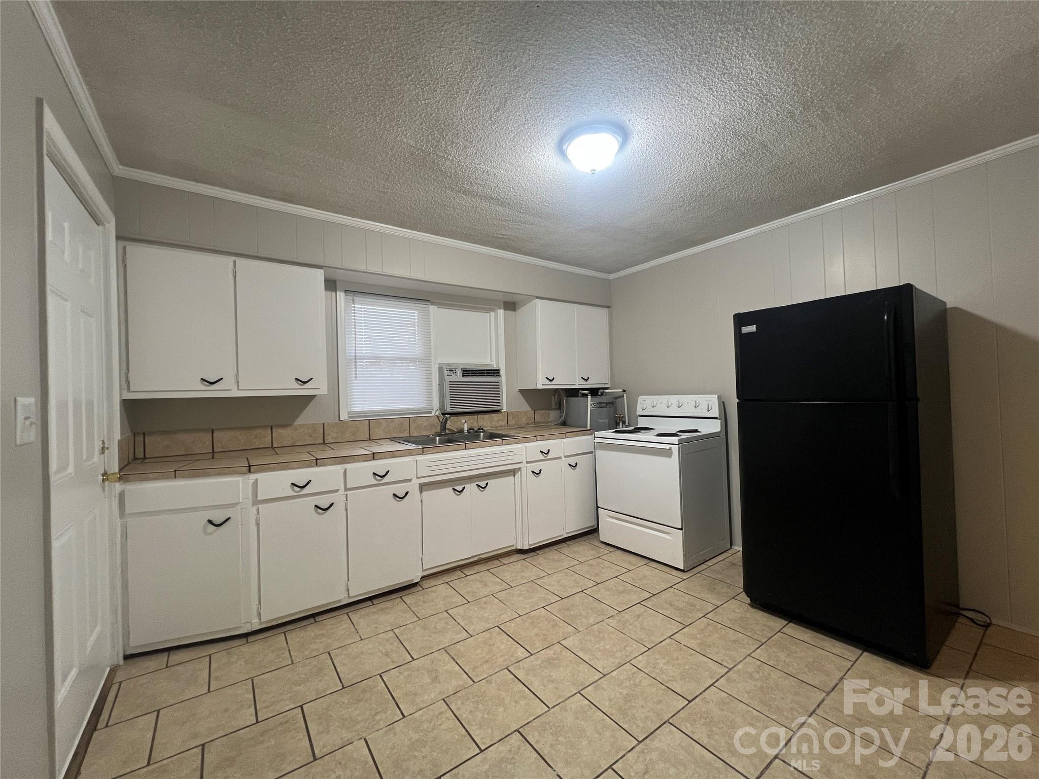 4816 S New Hope Road B