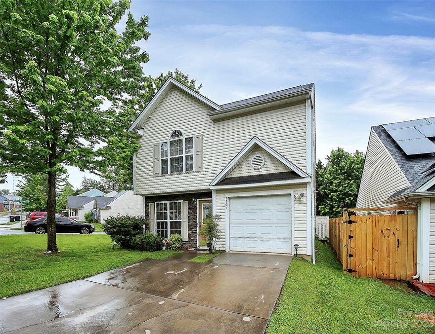 Location, Location, Location! Come take a look at this beautiful, 3-bedroom, 2.5-bathroom home in South Charlotte! With wonderful curb appeal and cute landscaping.  This home is sure to impress, by entering the home from the covered porch you will discover the formal living room featuring a gas fireplace. A perfect place, where you can enjoy a hot tea, reading your favorite book, while staying toasting in front of the fire. Enjoy cooking your favorite meals and making new memories in the open kitchen. The front porch and rear patio are perfect for sunbathing, on warm days or enjoying dinners with family and friends. The primary bedroom includes a walk-in closet, a double sink vanity en-suite bathroom with a soaking tub, and a separate shower with a glass door. This home has easy access to I-77. Shops and great restaurants. Do not miss the chance to call this home yours!