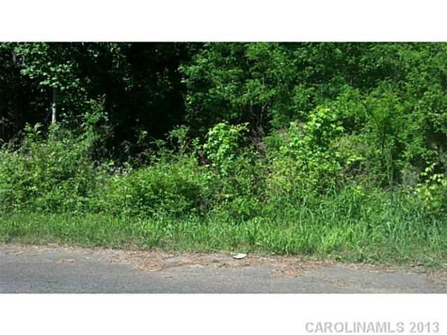 Selling property as is.  All information provided as a service only and not guaranteed. Buyer's agent to verify ALL information. If it's important to your client, you must verify!! Check school assignments for new assignments or enrollment freezes.