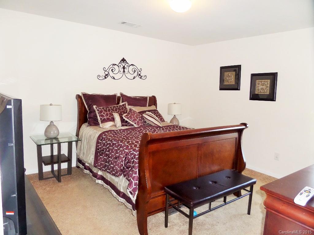 Leslie Brooke - Residential