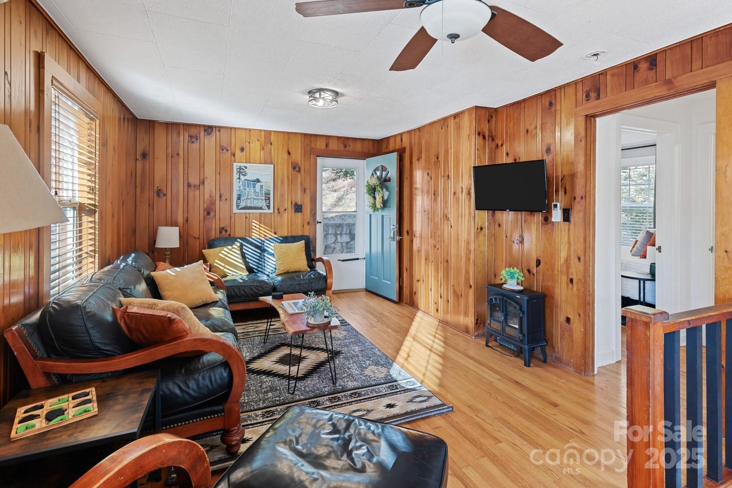 37 Whitfield Way
