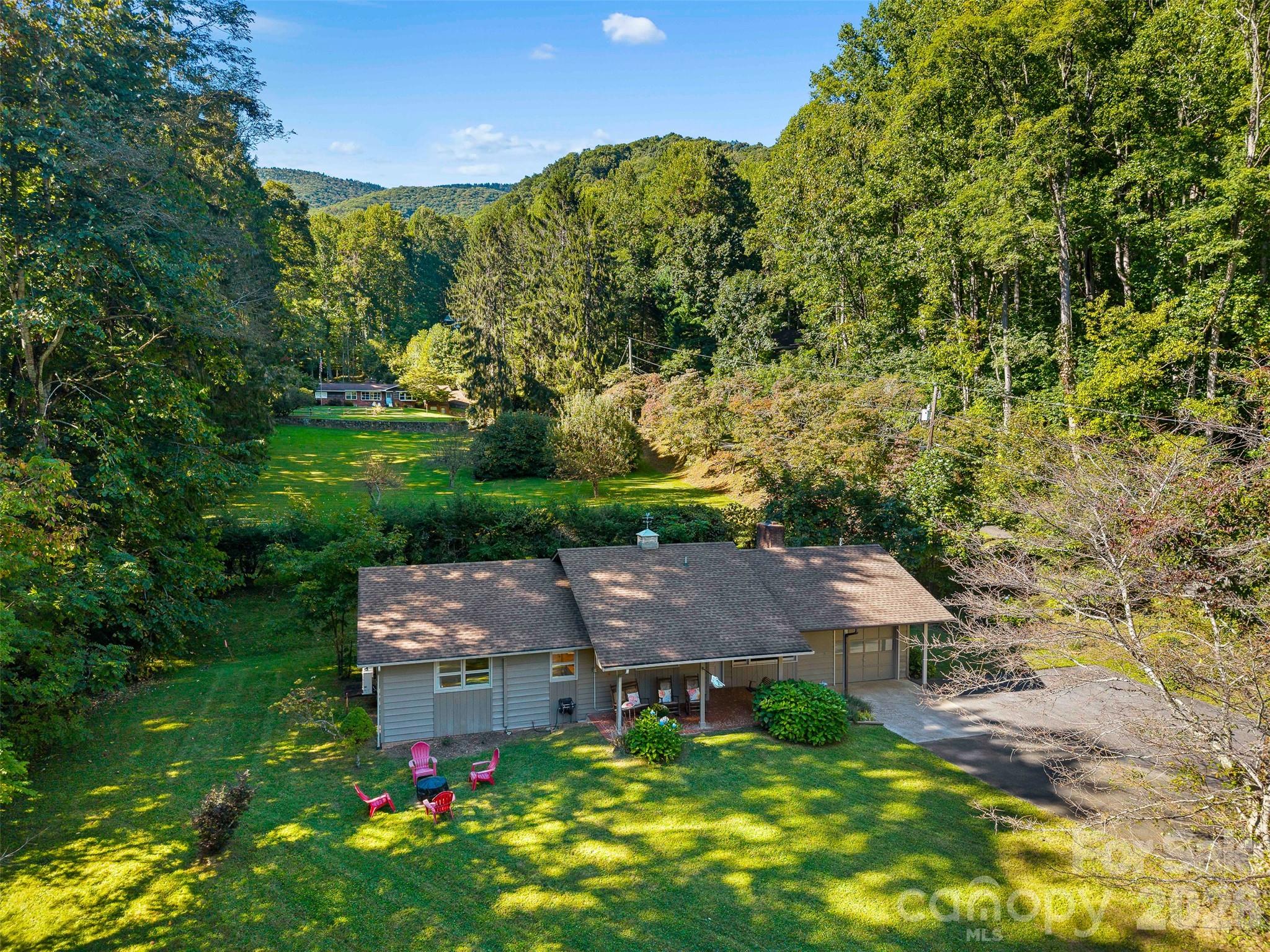 537 Winchester Creek Road