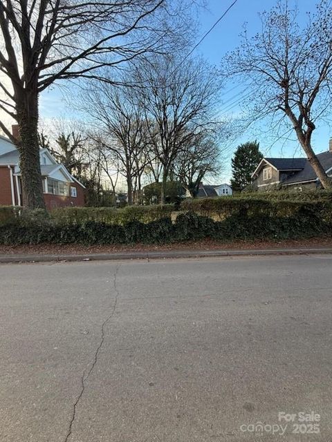 321 Campus Street Charlotte NC 28216