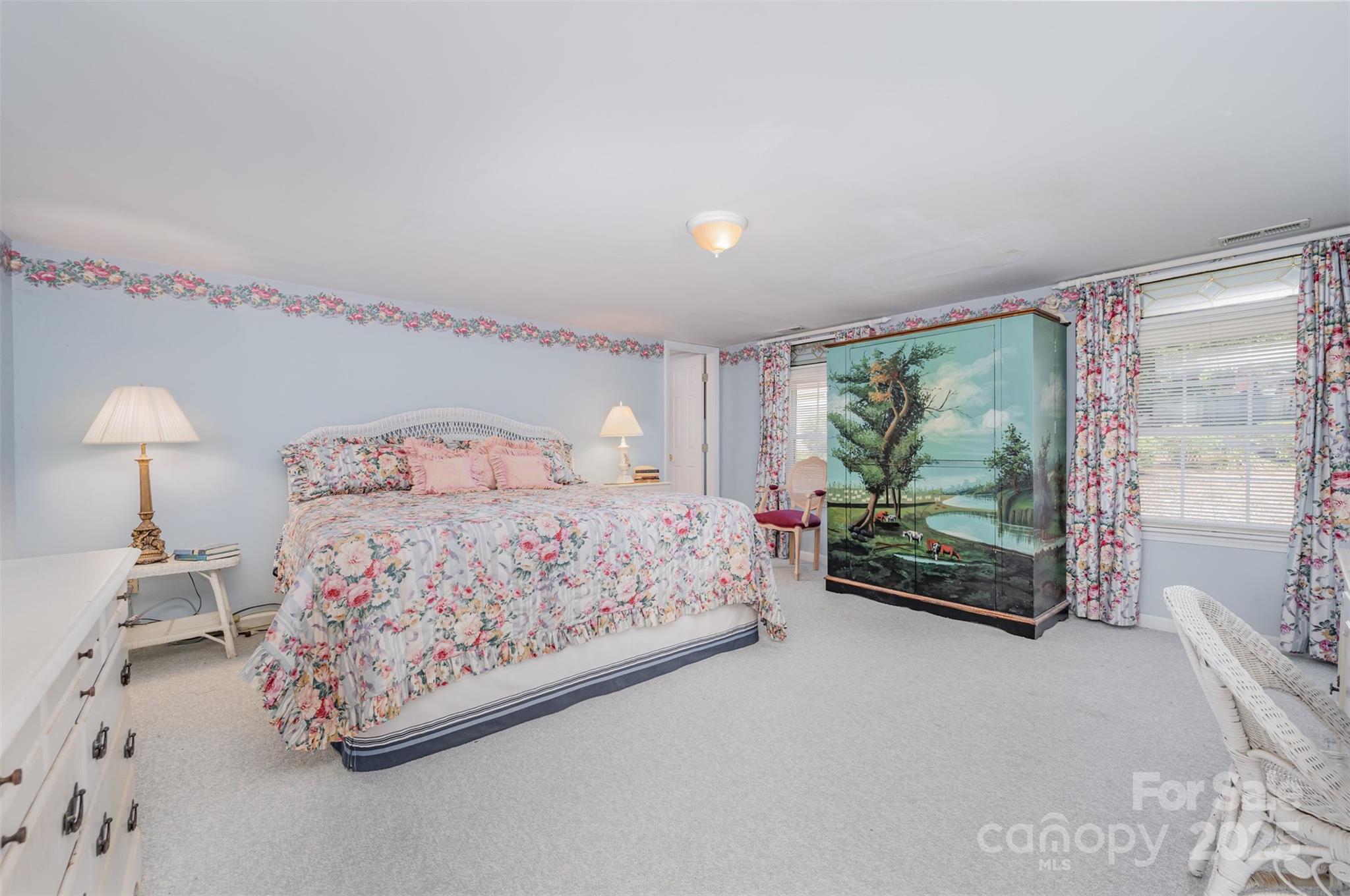 The Palisades - Residential