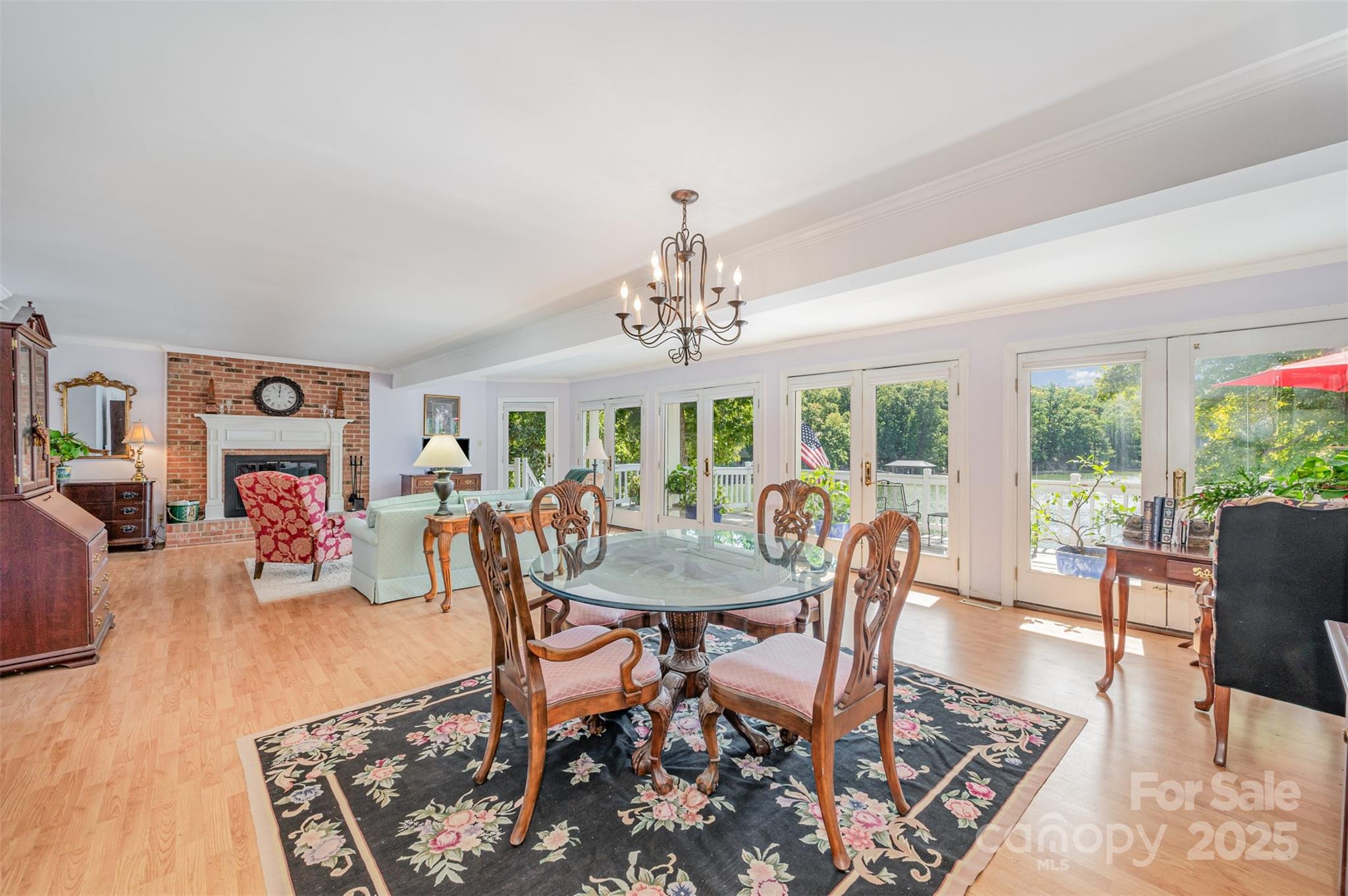 The Palisades - Residential