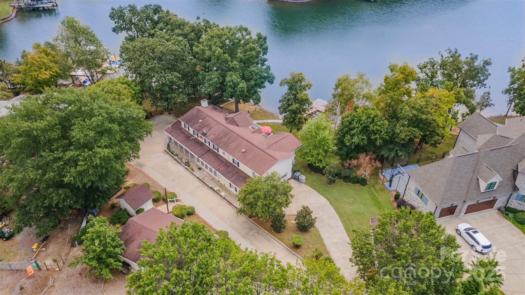 The Palisades - Residential