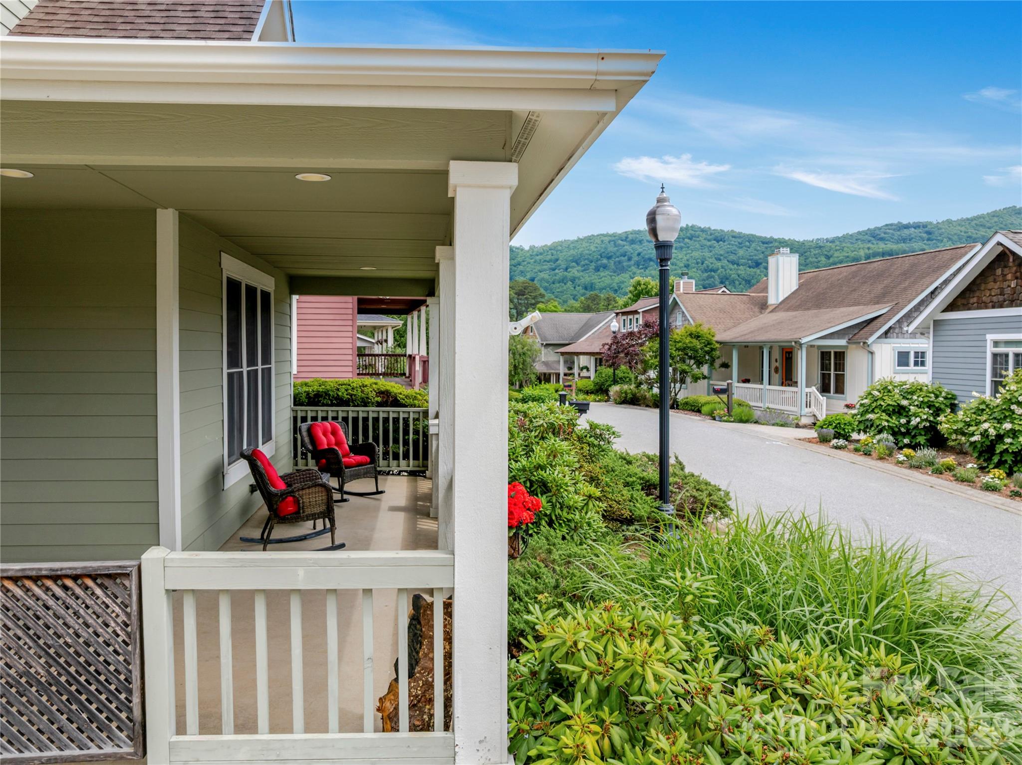 7 Veranda Trail