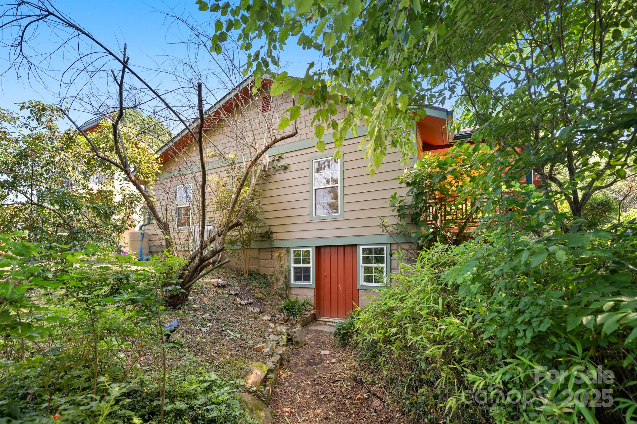 15 Deaver Drive