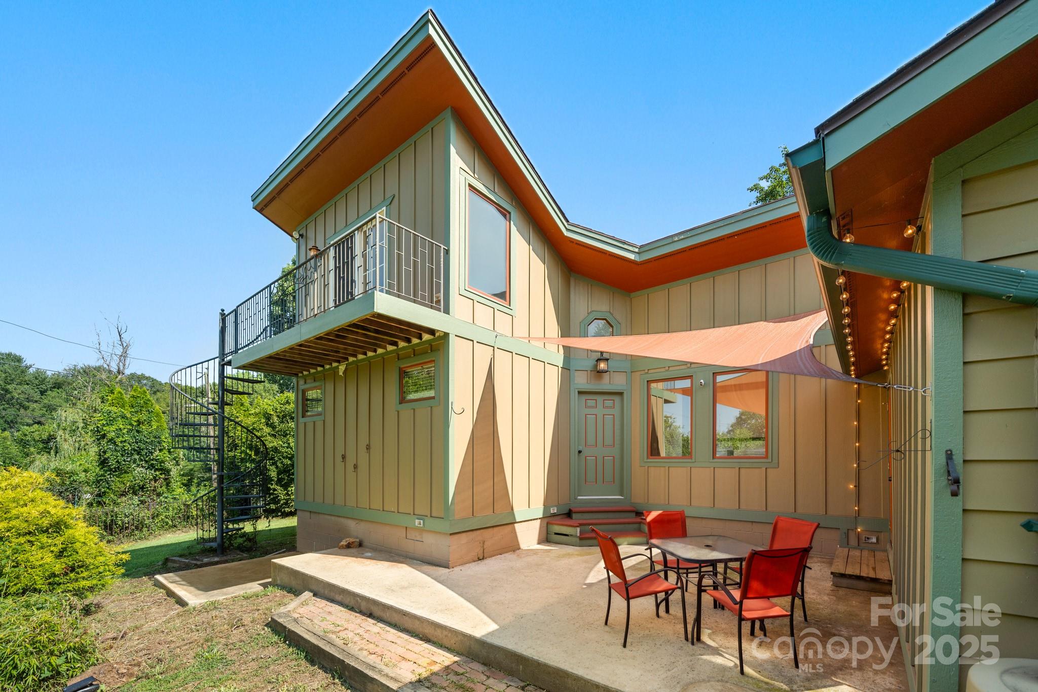 15 Deaver Drive