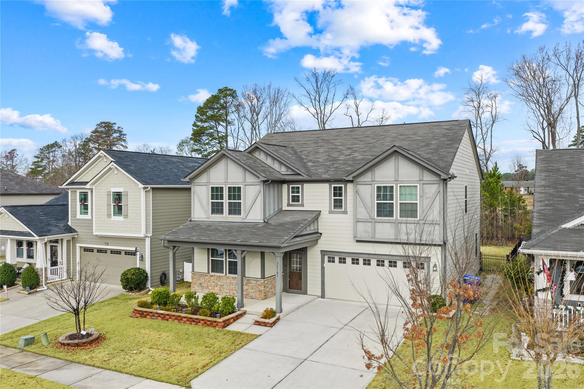 14107 Magnolia Walk Drive