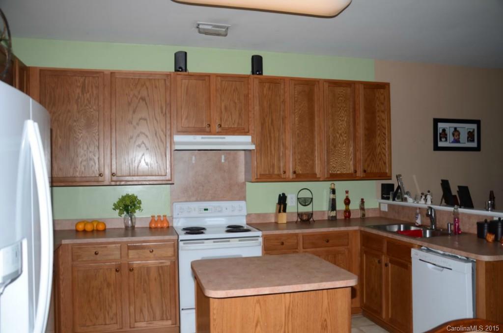 Poplar Woods - Residential