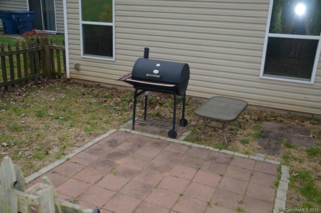 Poplar Woods - Residential