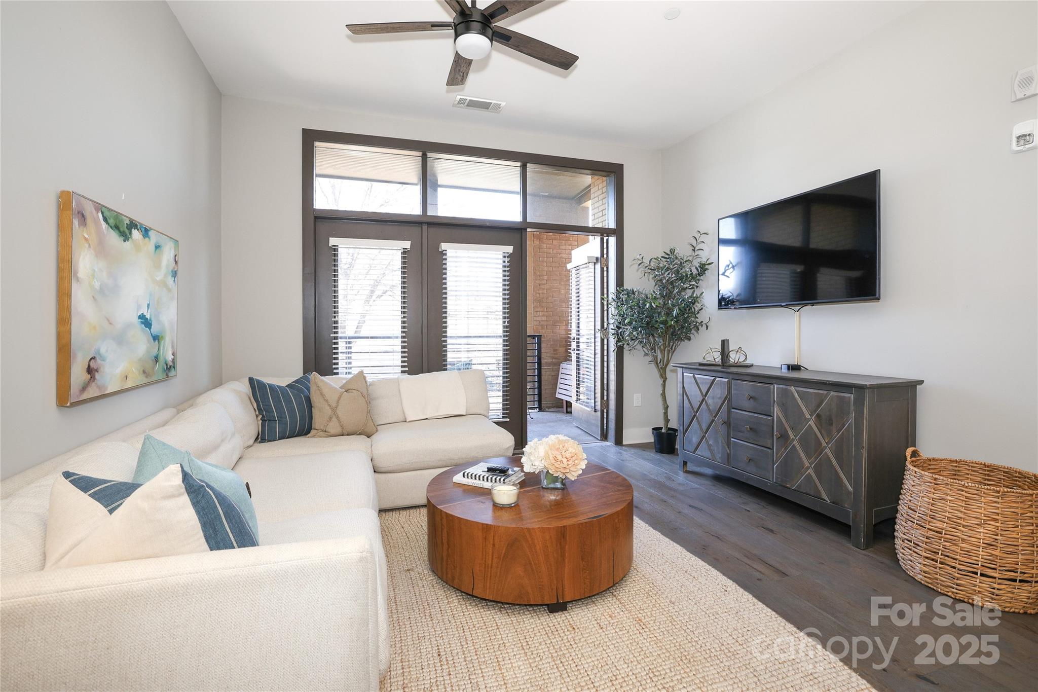 2401 Euclid Avenue 110