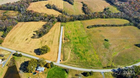 Photo of 4036 NC 200 Highway, Stanfield, NC 28163 (MLS # 4322192)