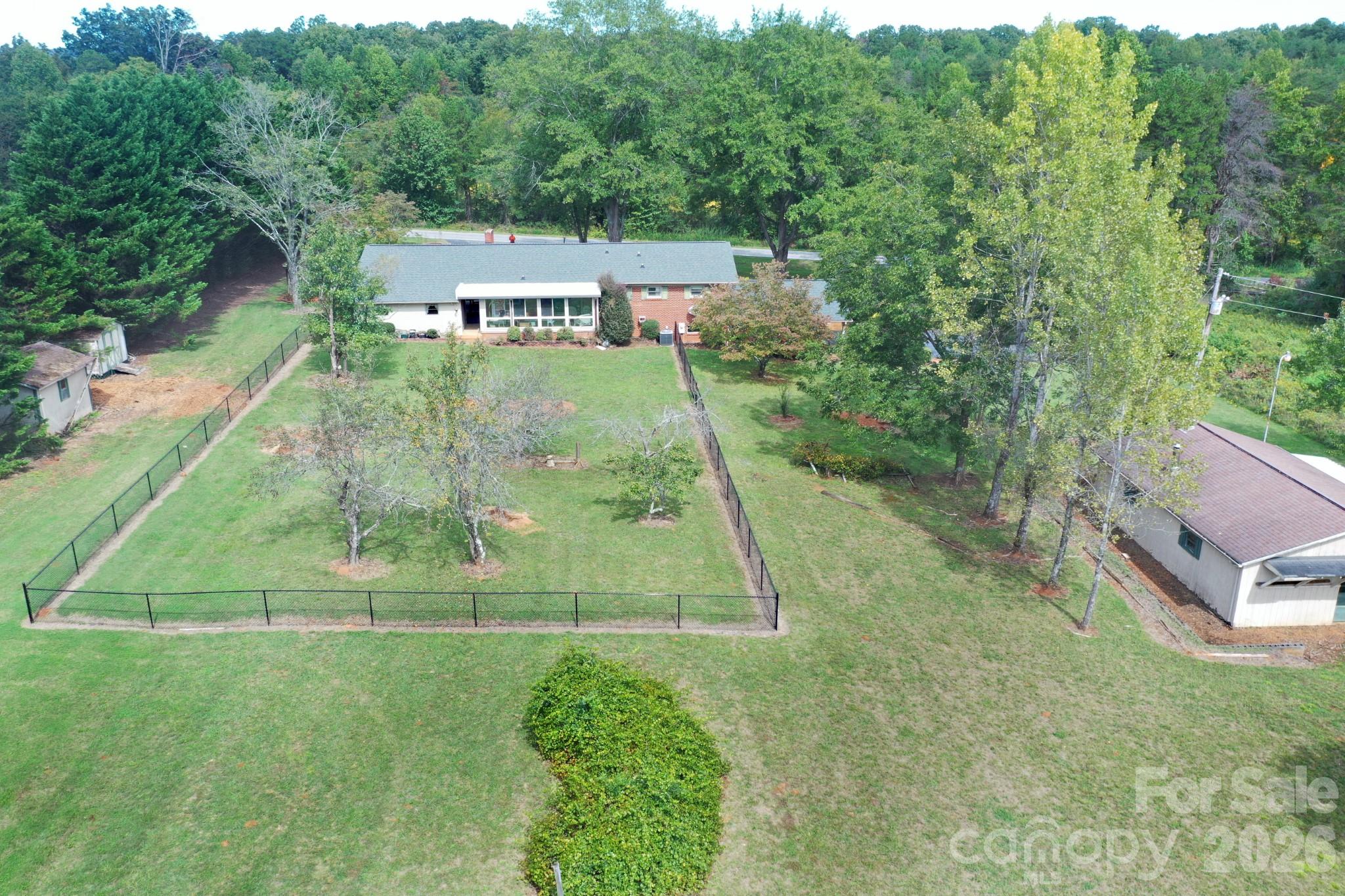 7320 Old Laurel Road