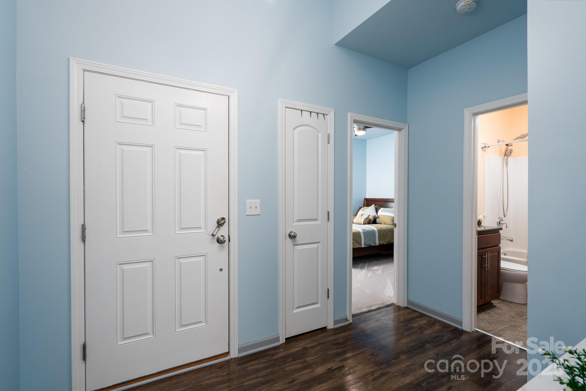 202 Paradise Hills Circle