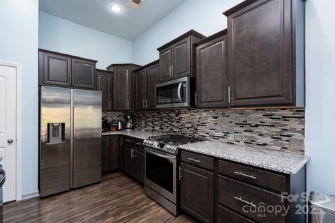 202 Paradise Hills Circle Mooresville NC 28115