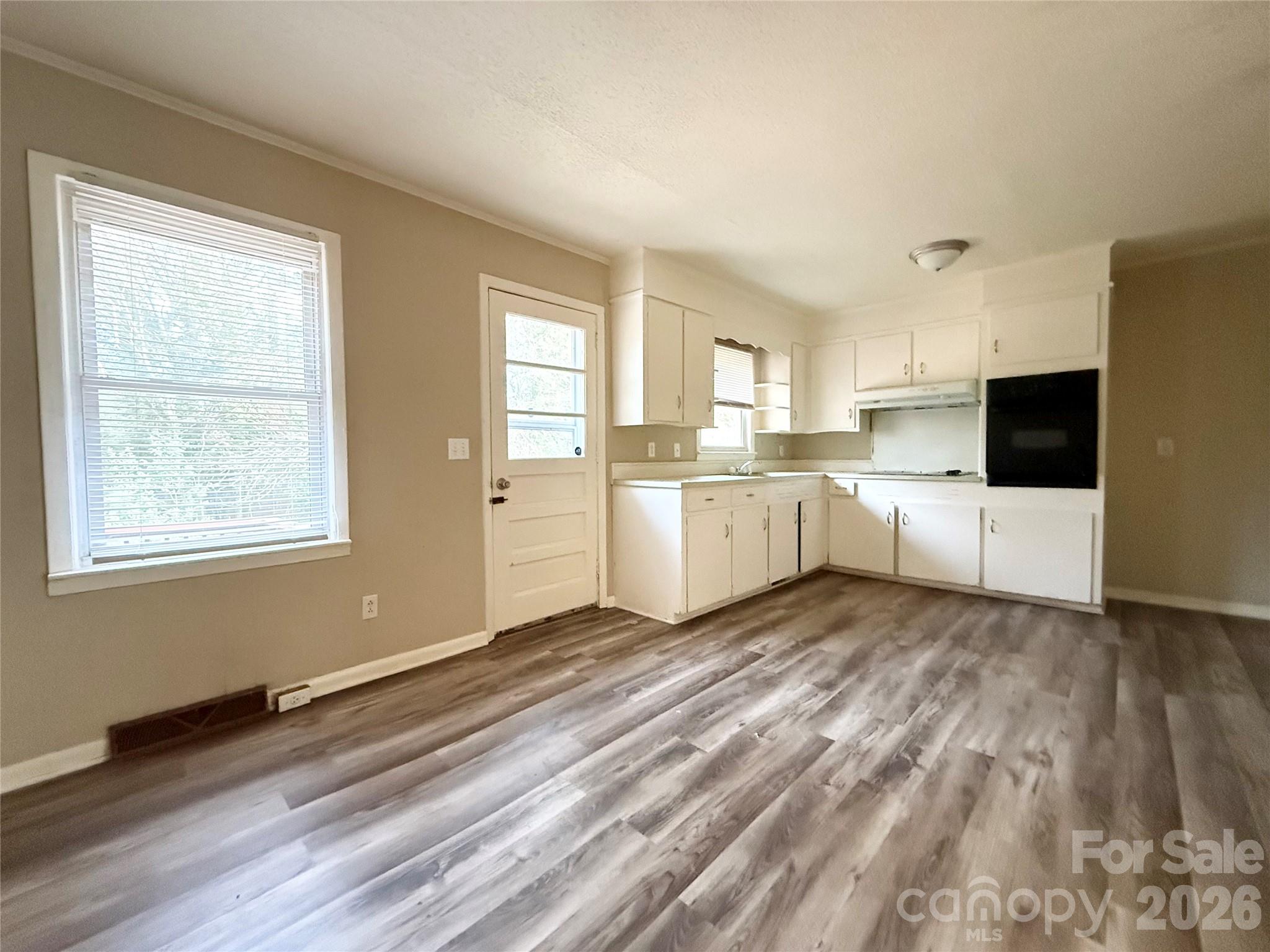 406 N Rutherford Street