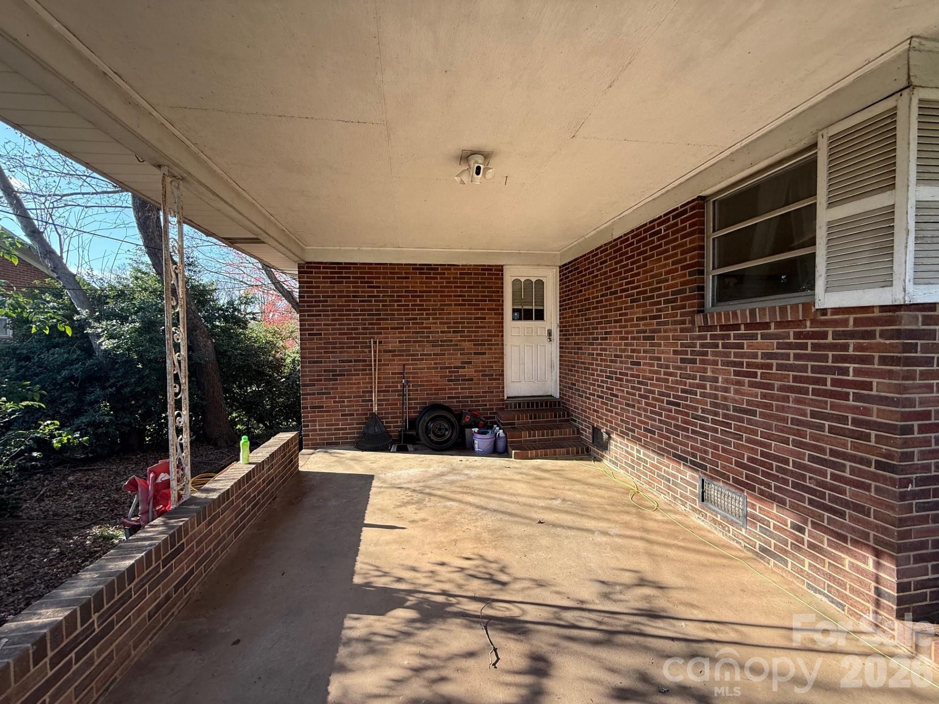 none - Residential Income