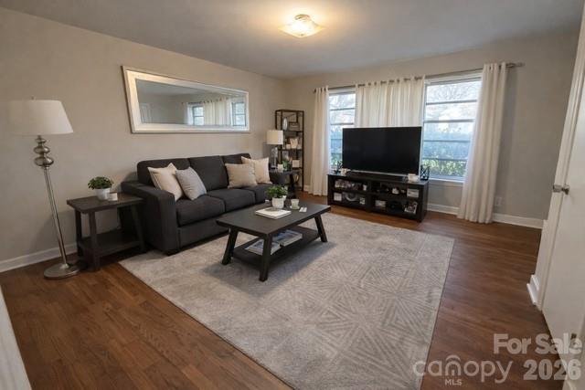 911 Hickory Grove Road