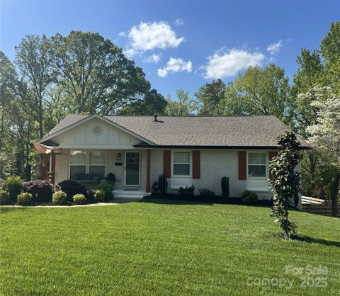 1621 Brookdale Avenue Charlotte NC 28210