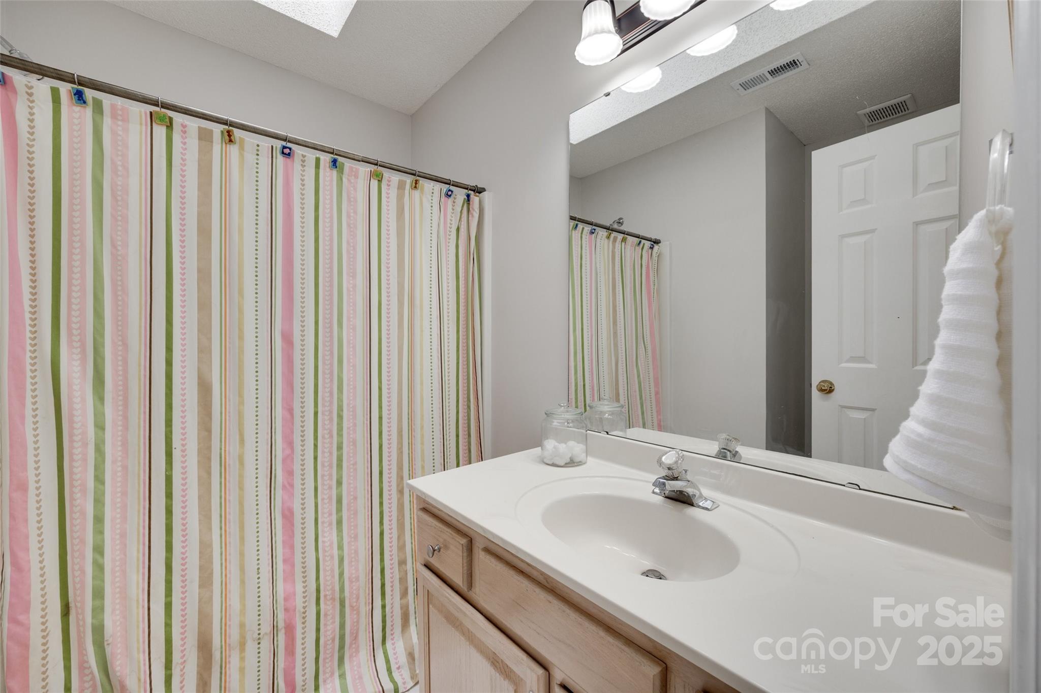 Tega Cay - Residential