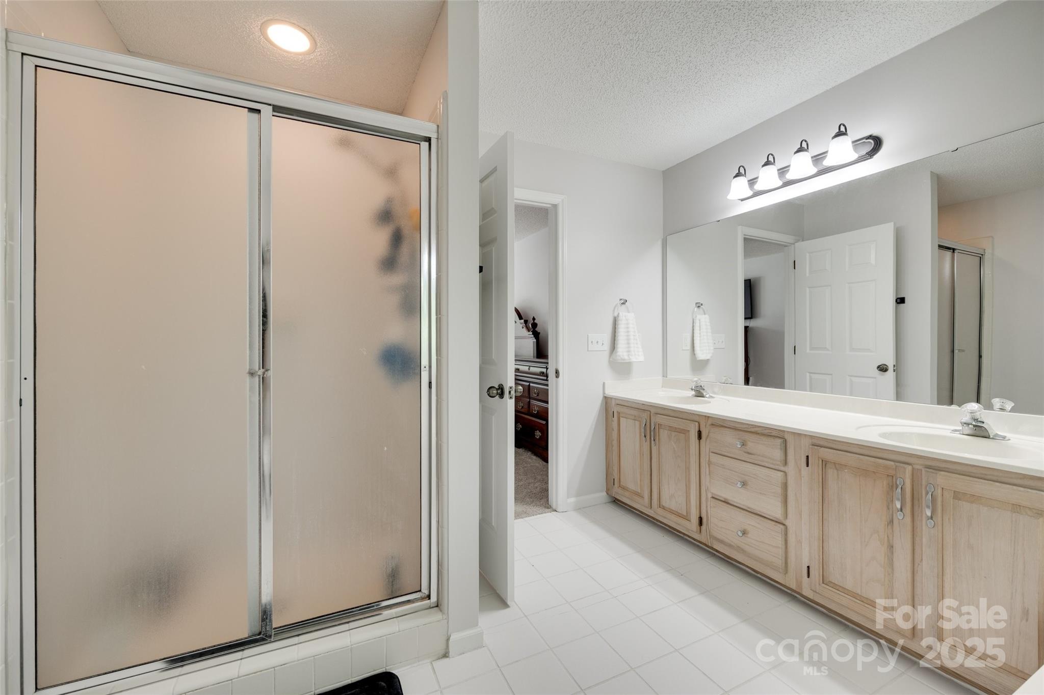 Tega Cay - Residential