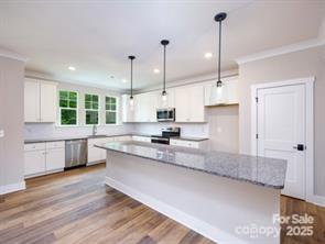 114 Glencoe Lane 106