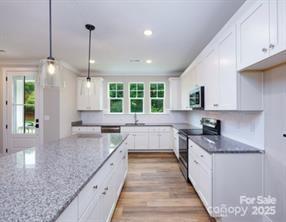 114 Glencoe Lane 106
