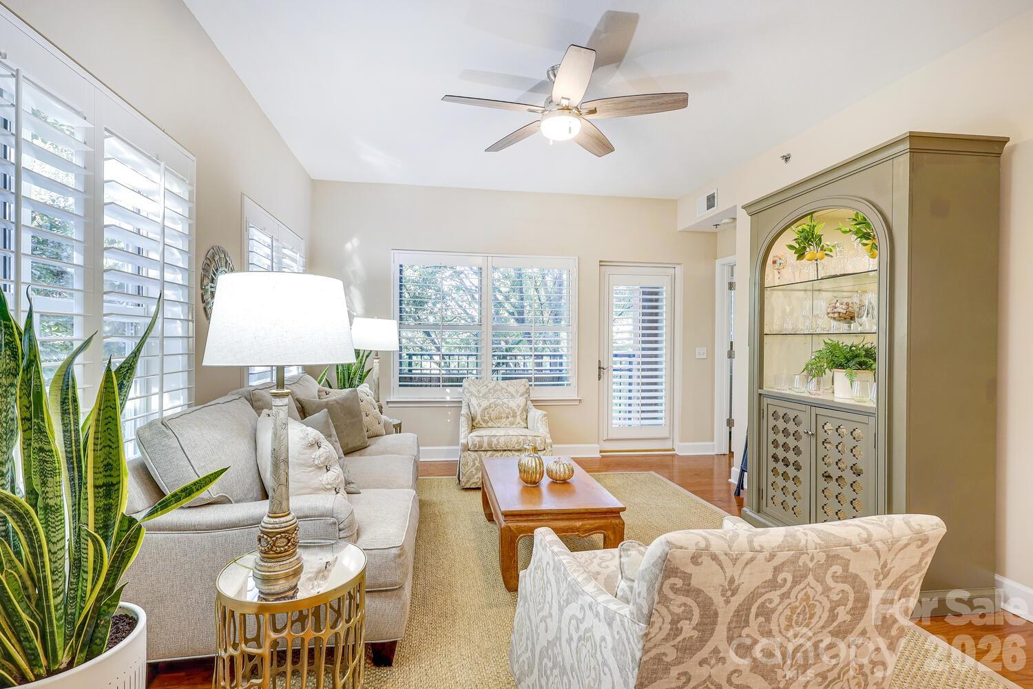 1320 Fillmore Avenue 305