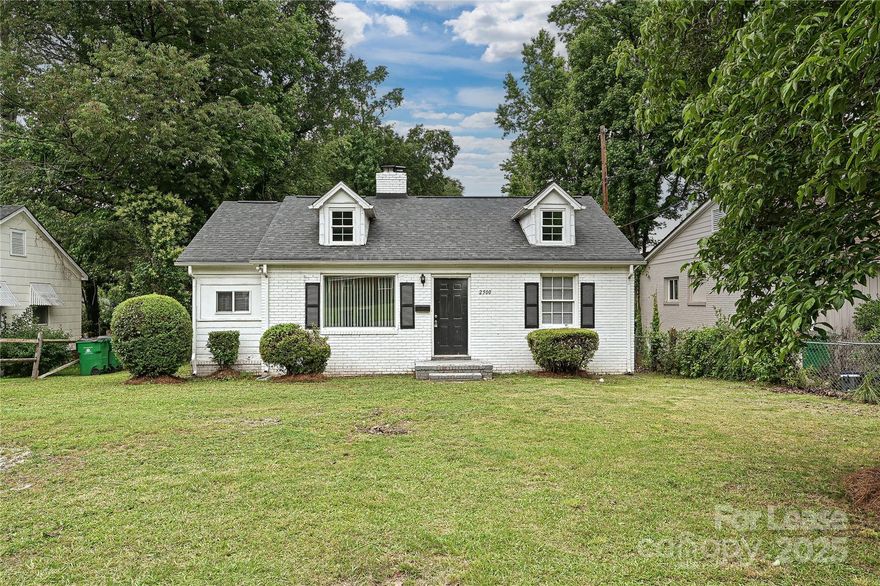 2500 Morton Street Charlotte, NC 28208

MOVE IN SPECIAL! $200 OFF THE FIRST 3 MONTHS! THAT'S $1495 FOR 3 MONTHS, THEN RETURN TO BASE RATE OF $1695 IF SECURED THIS MONTH!


Come view this gorgeous apartment minutes from Charlotte Douglas International Airport, Uptown Charlotte and i-85 to grant easy access to all growing parts of Charlotte and surrounding areas! 

This 3 bedroom 1 Bath Home Features:

*LVP flooring throughout
*Stainless steel appliances
*Dishwasher
*Central Air & Heat
*New Light Features
*Freshly Painted walls Throughout

Semi fenced-in big back yard great for entertainment. 

Close to Uptown and all it's amenities: B of A Stadium, Restaurants, Cultural Activities, Entertainment, Hornet's Basketball, Charlotte Knights Baseball and so much more. Light-Rail coming to Wilkinson, a short walk away.