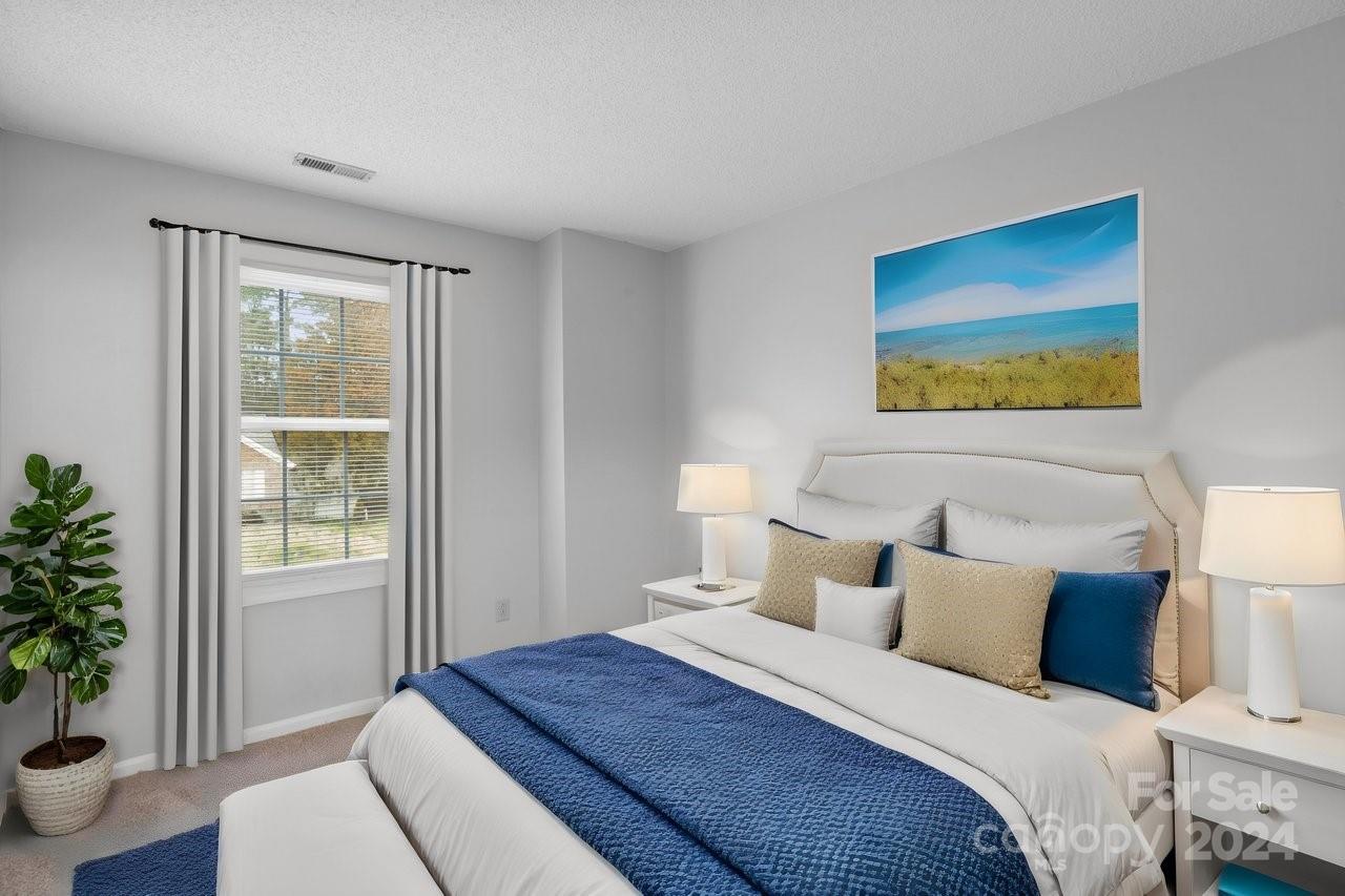 Steele Oaks - Residential