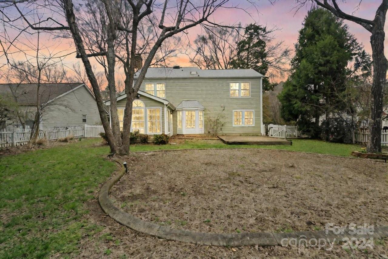 Steele Oaks - Residential