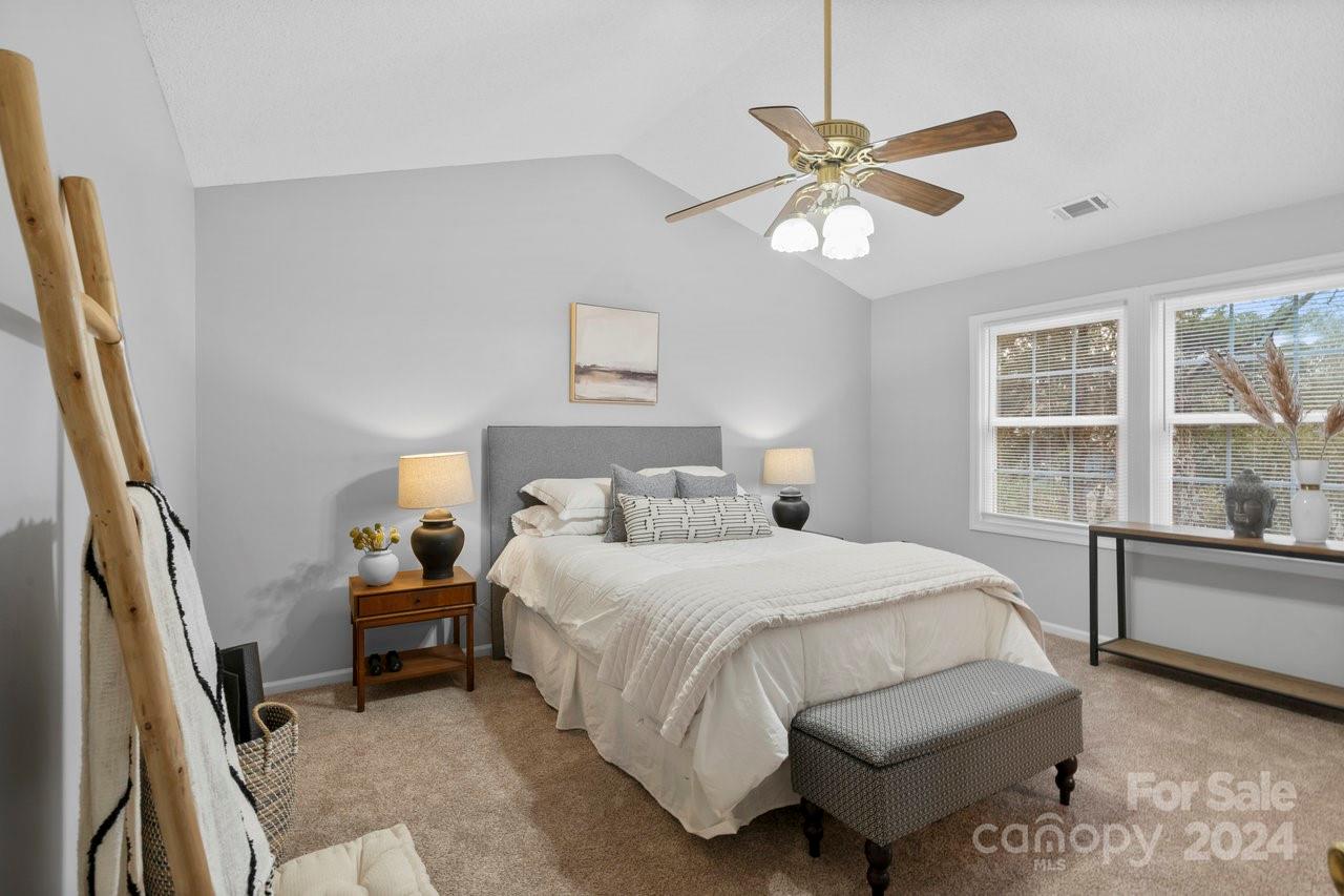 Steele Oaks - Residential