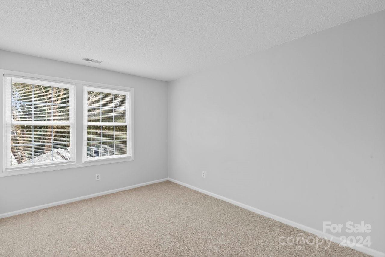 Steele Oaks - Residential