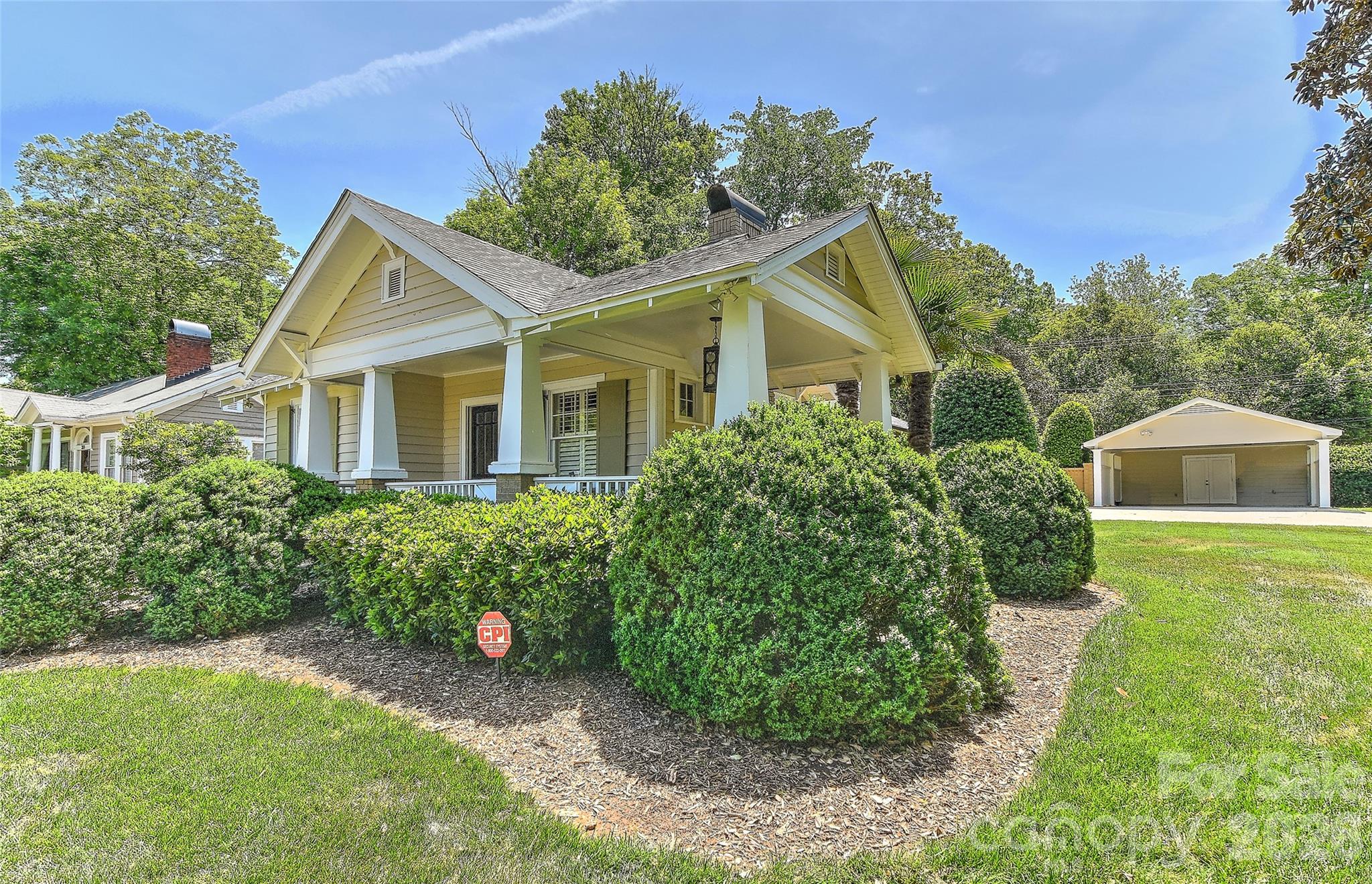 321 Circle Avenue