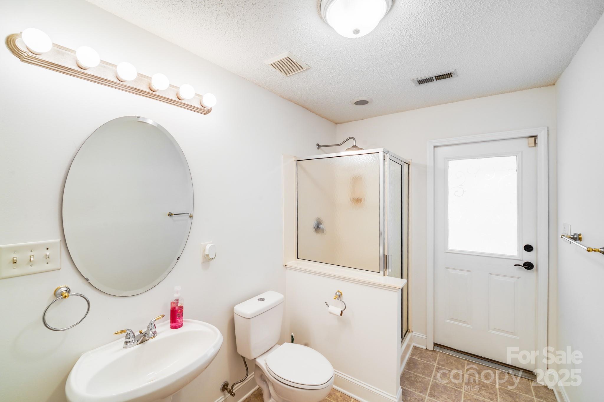 5329 Kuykendall Road