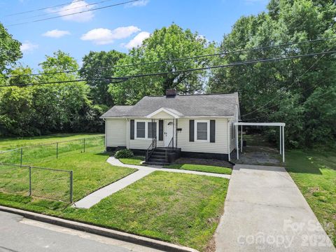 Photo of 311 Todd Street, Belmont, NC 28012 (MLS # 4374363)