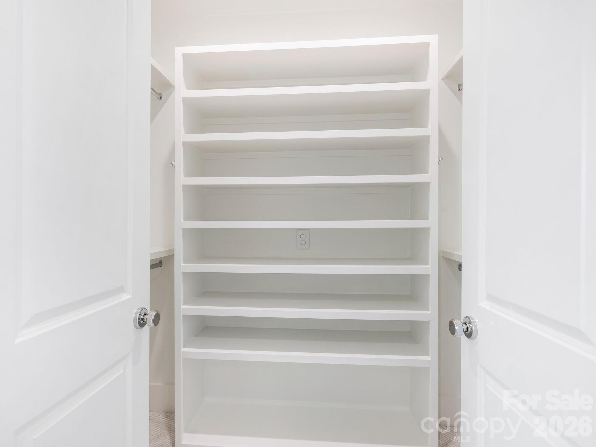 Lansdowne - Residential