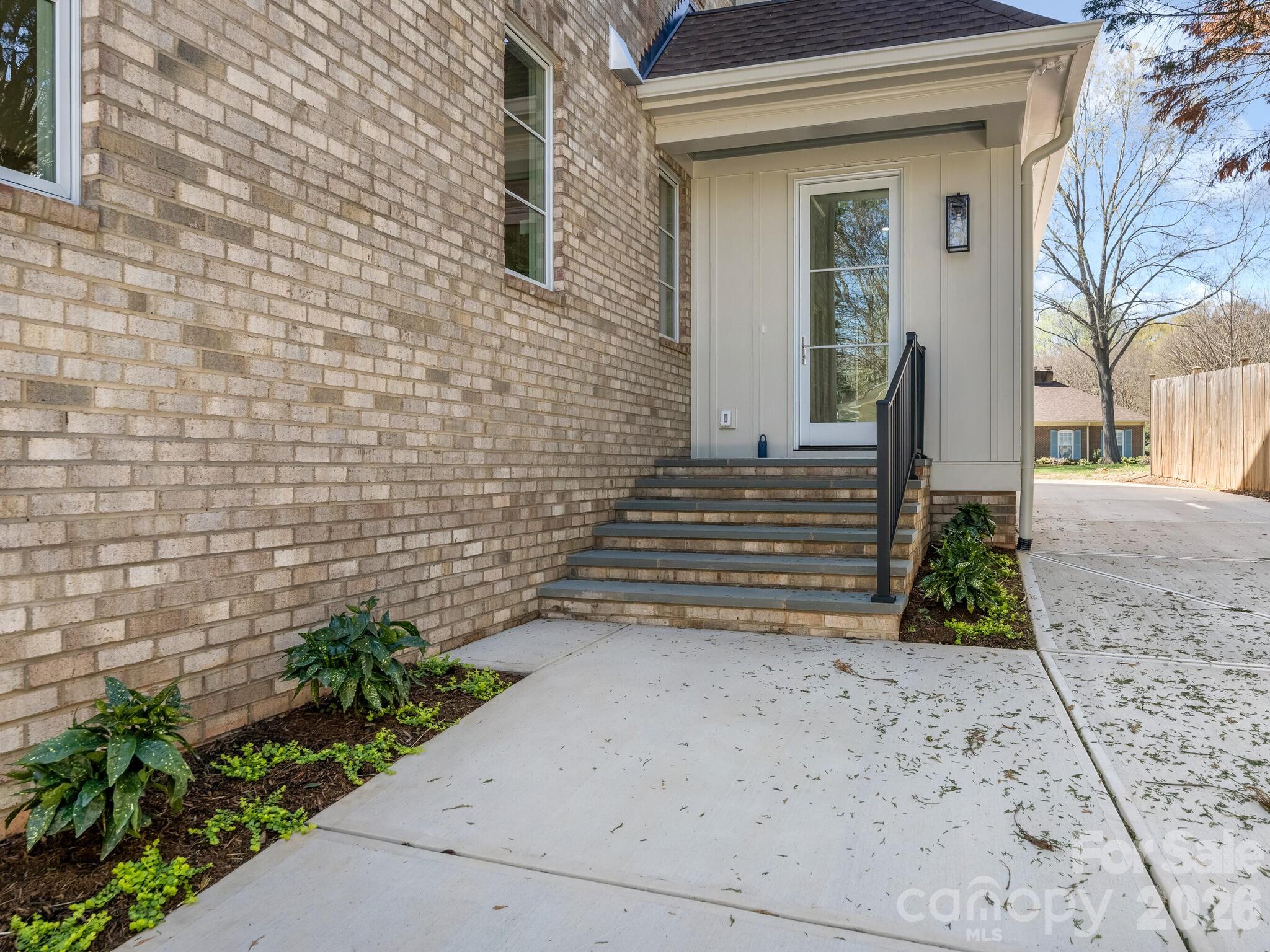 Lansdowne - Residential