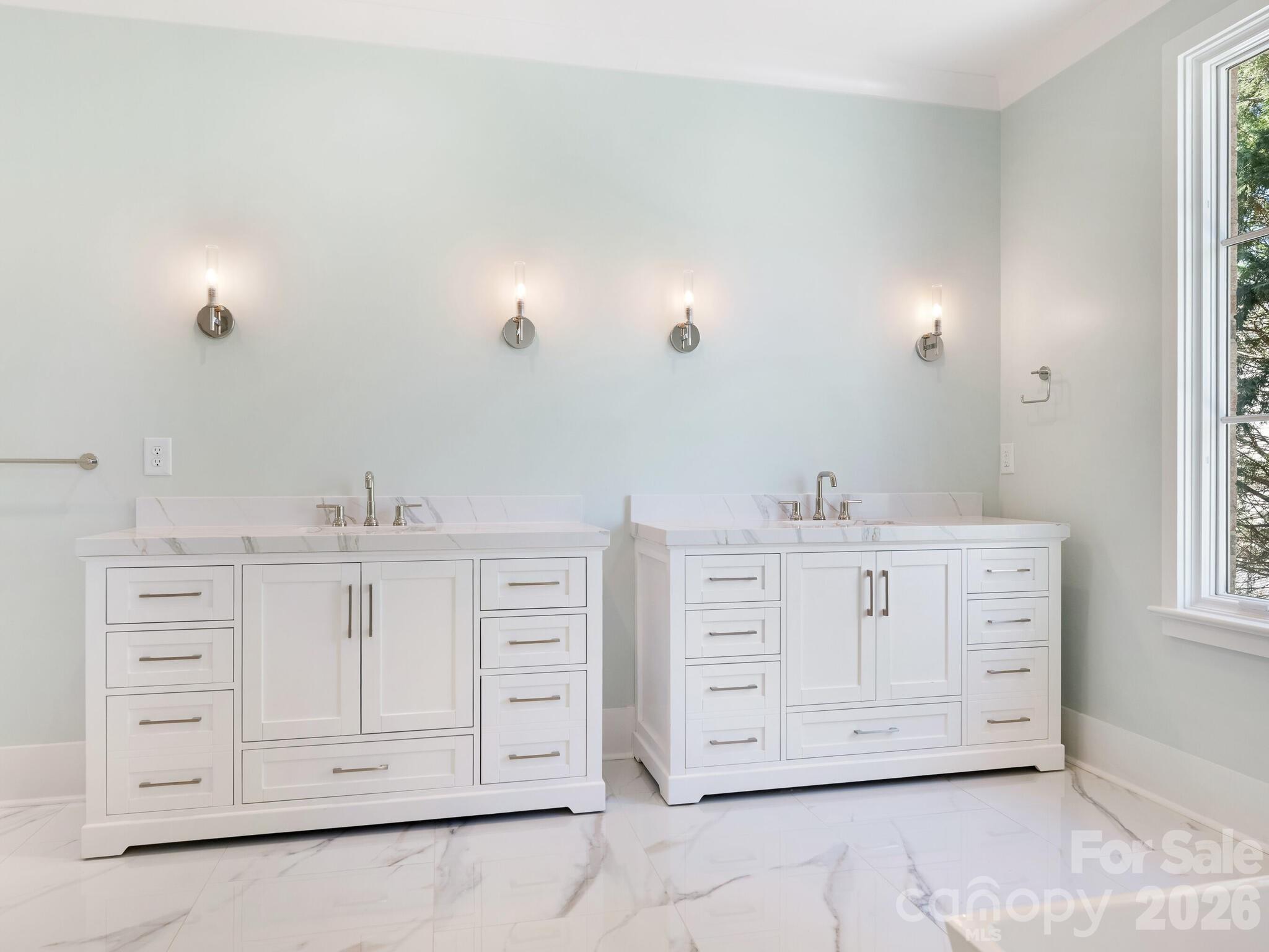 Lansdowne - Residential