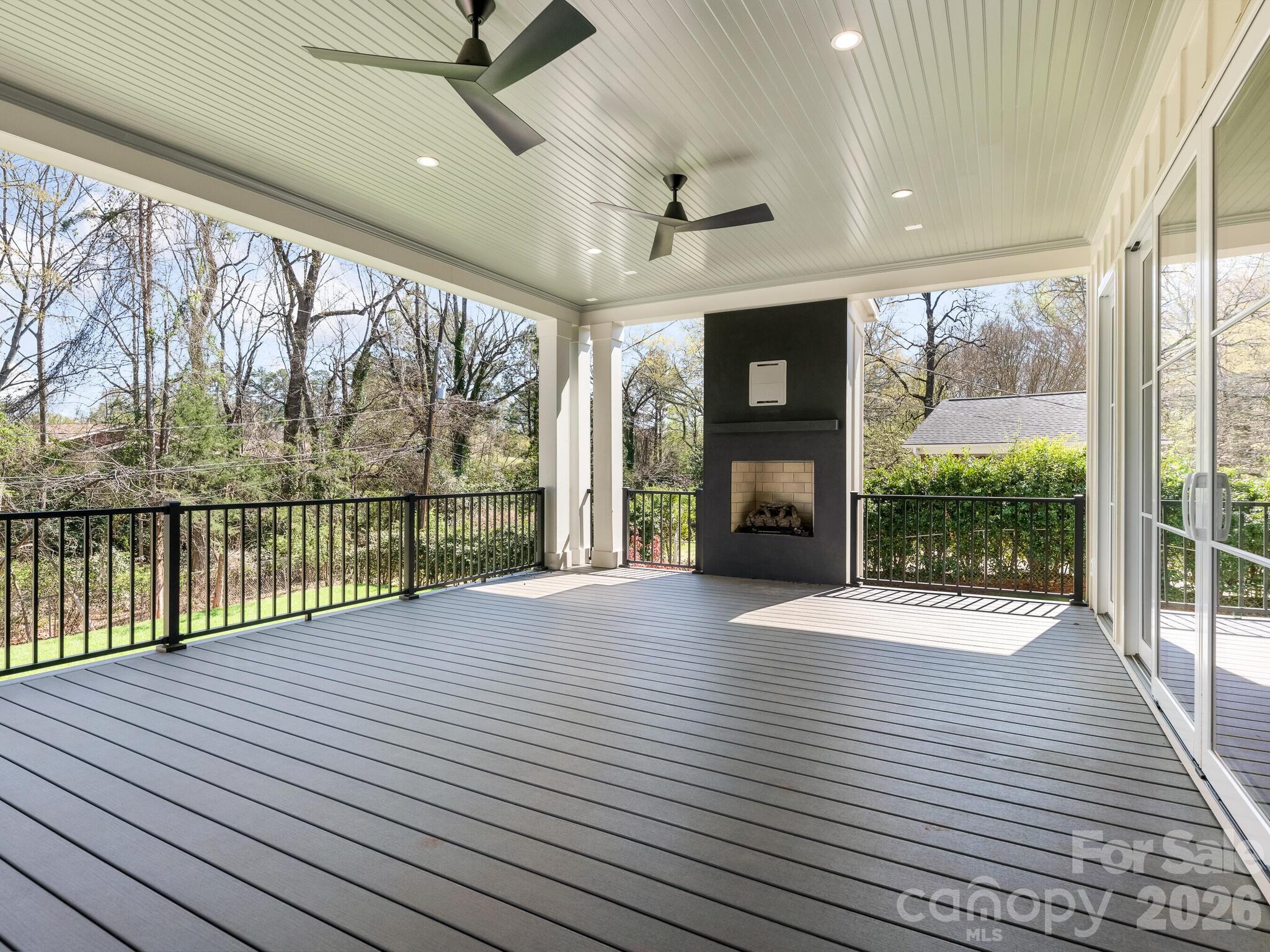 Lansdowne - Residential