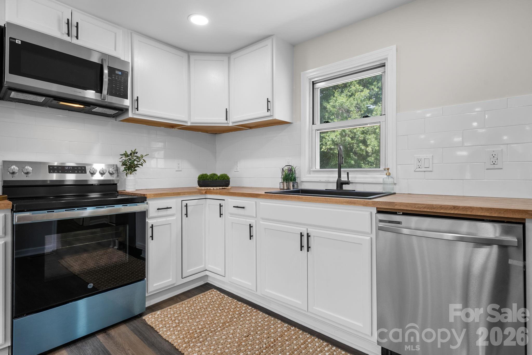 3028 Morganton Boulevard