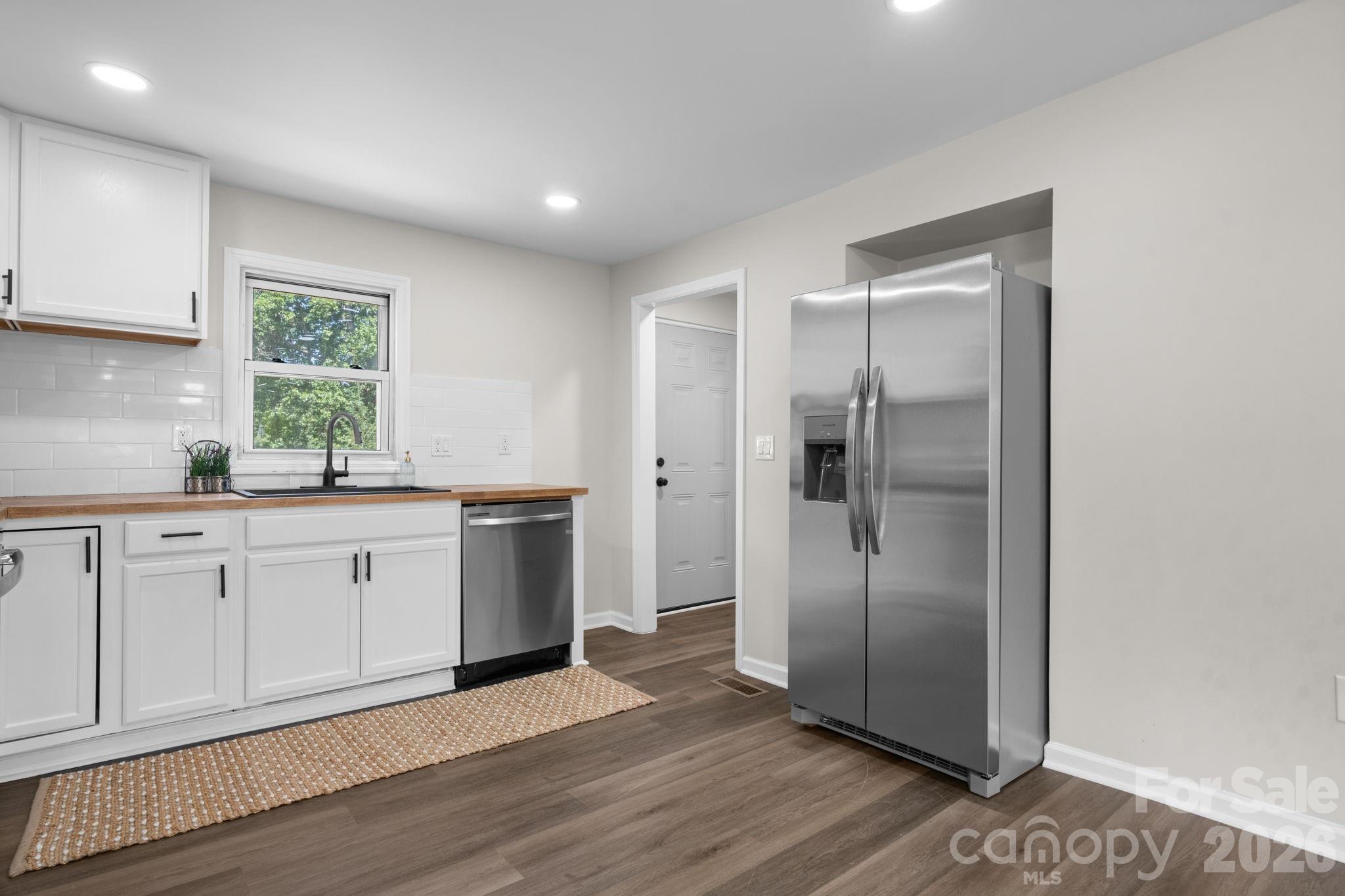 3028 Morganton Boulevard