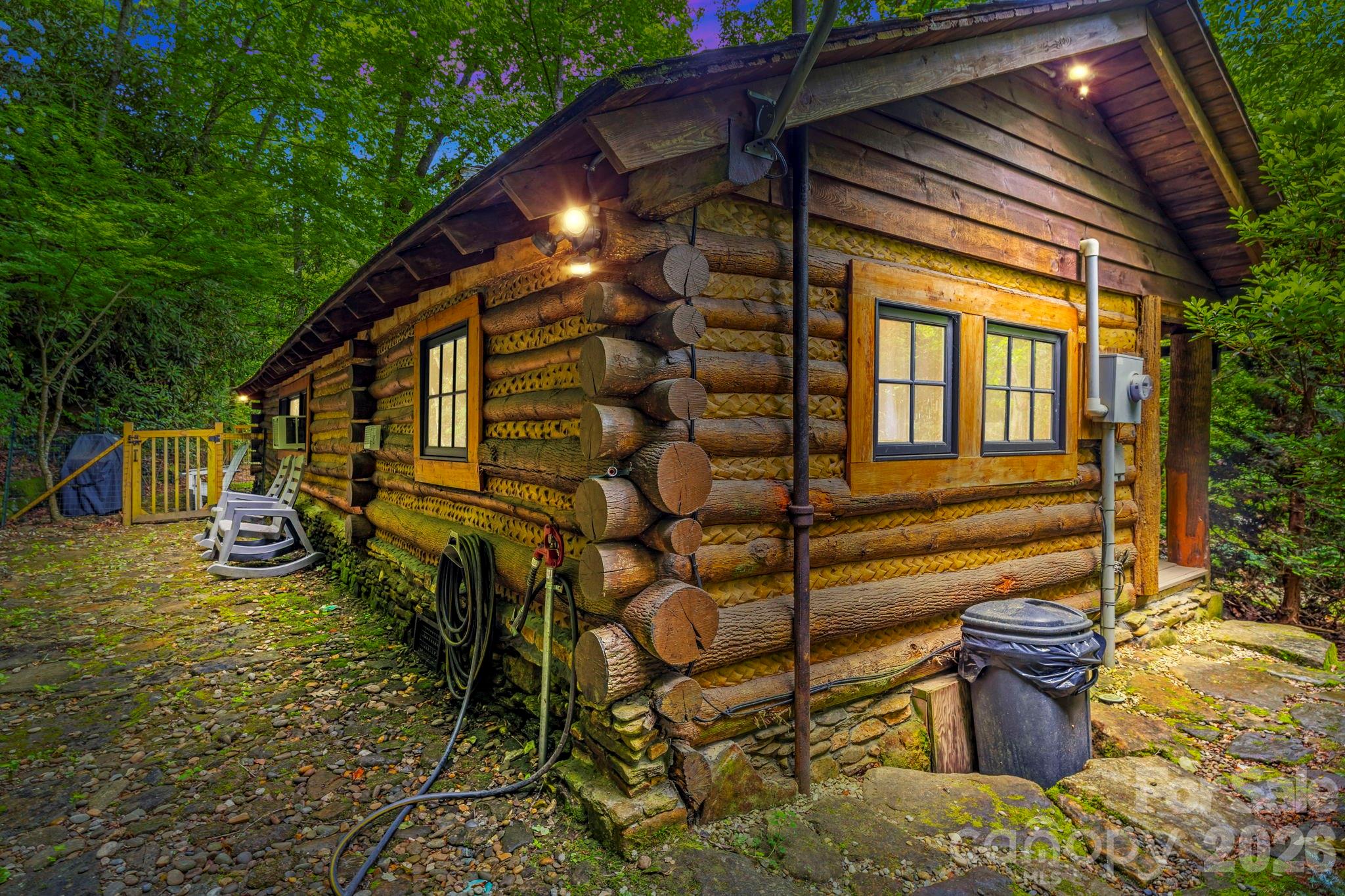 3739 Pickens Highway