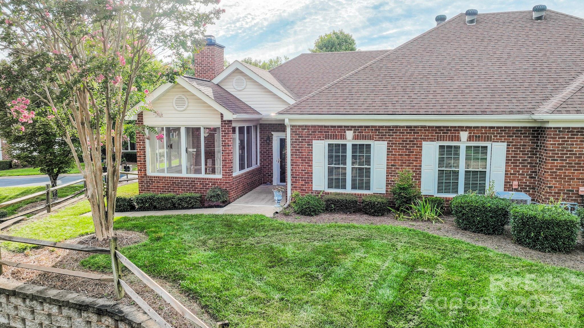 Windsor Oaks - Residential