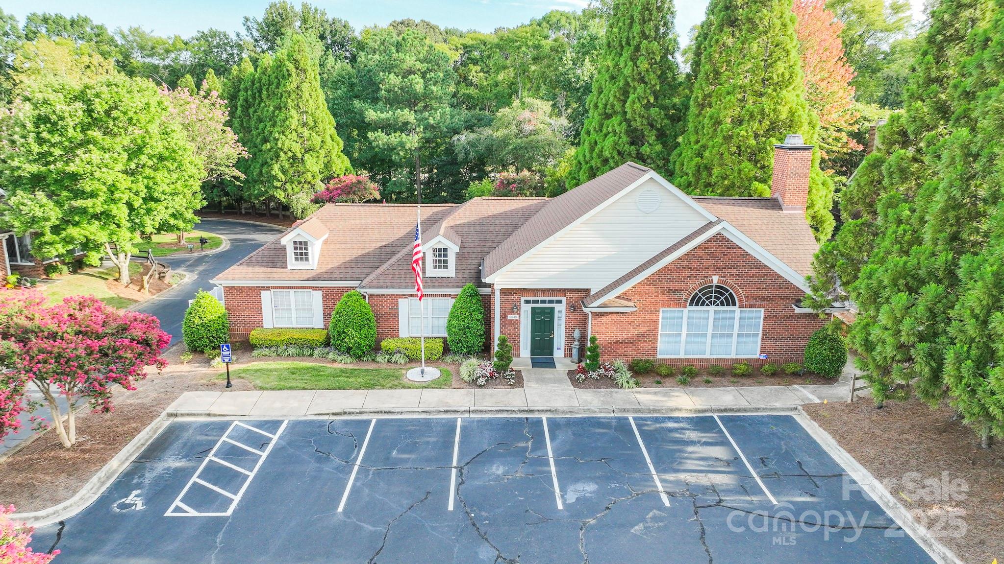 Windsor Oaks - Residential