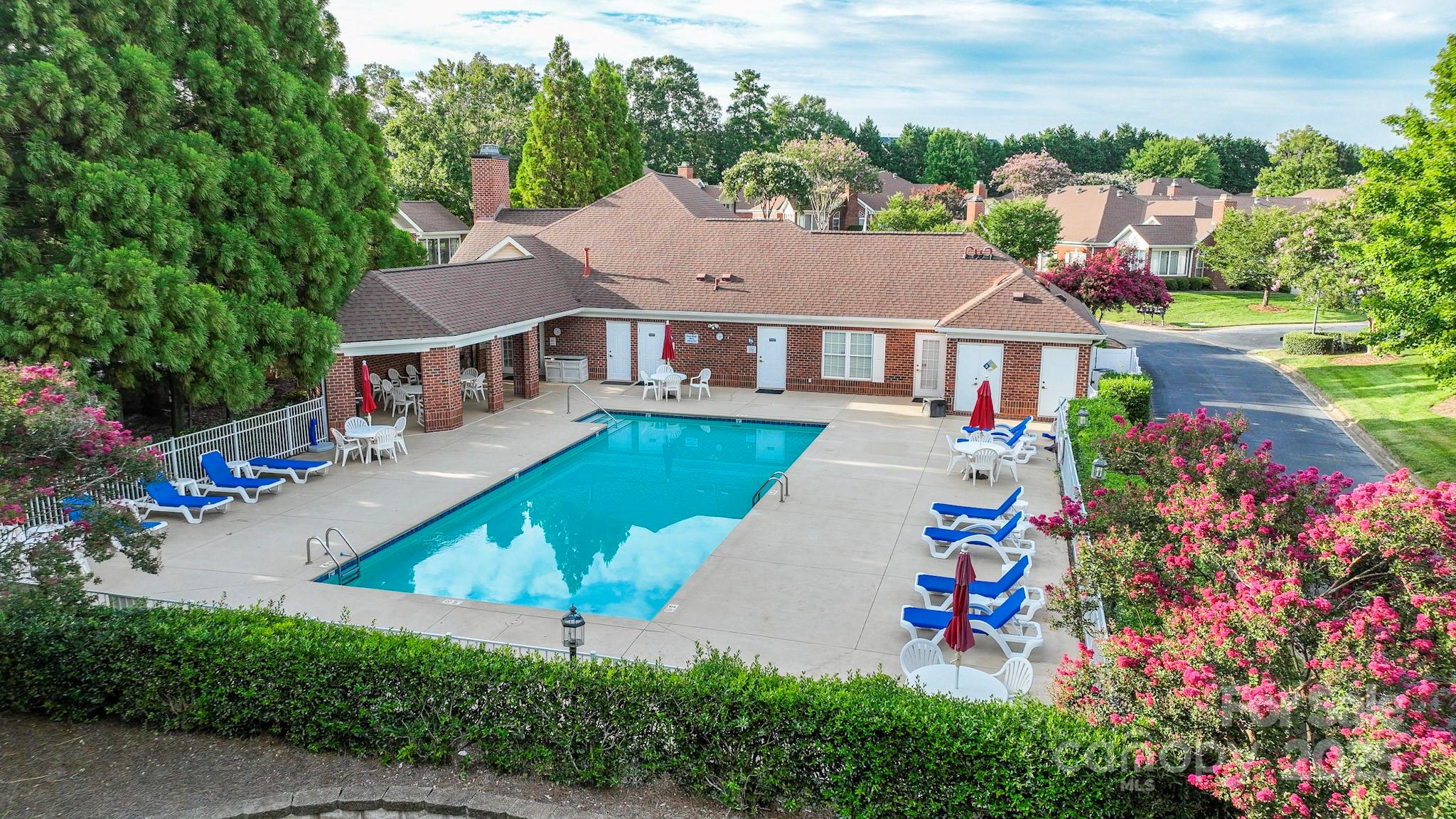 Windsor Oaks - Residential