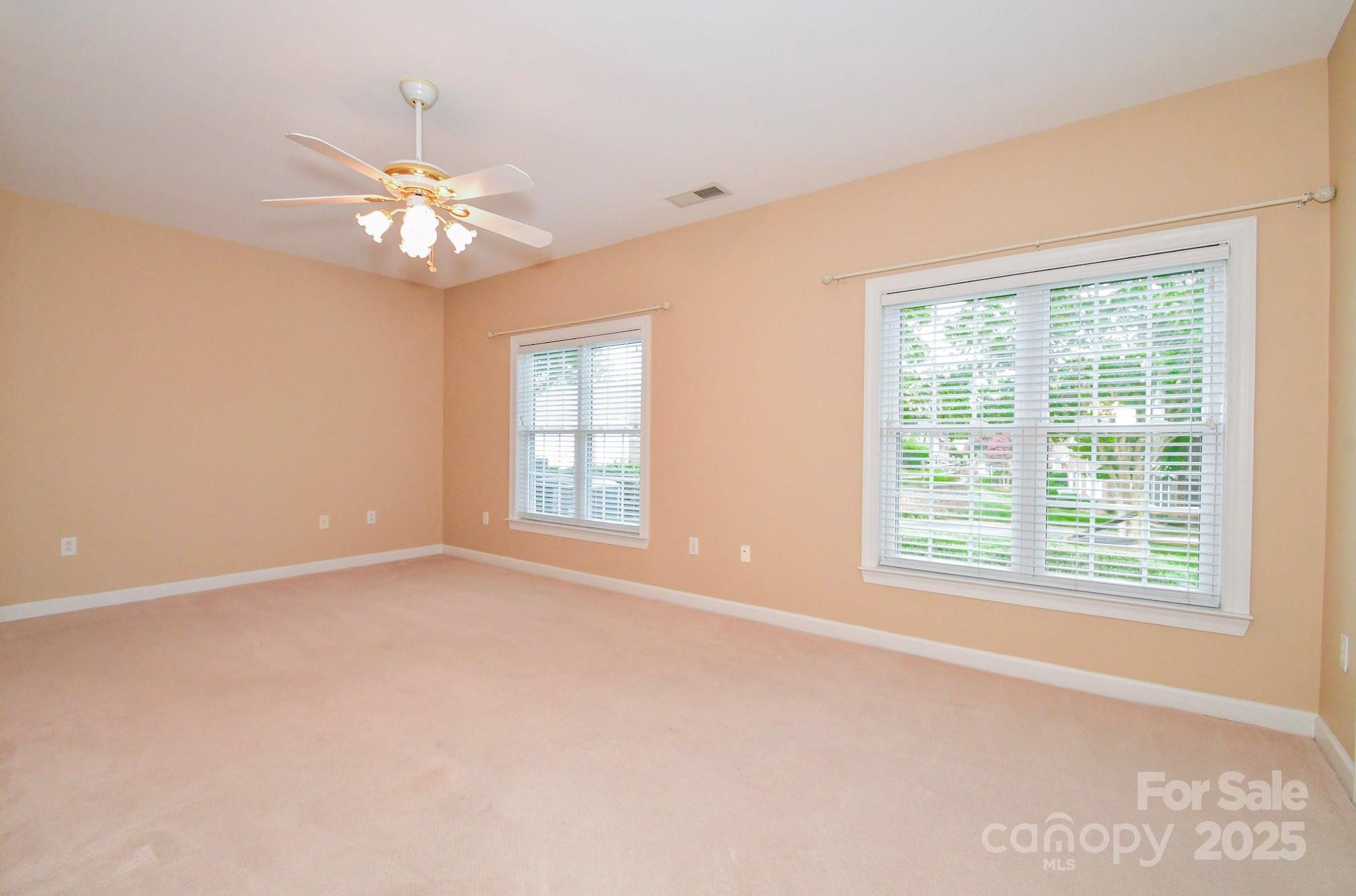 Windsor Oaks - Residential